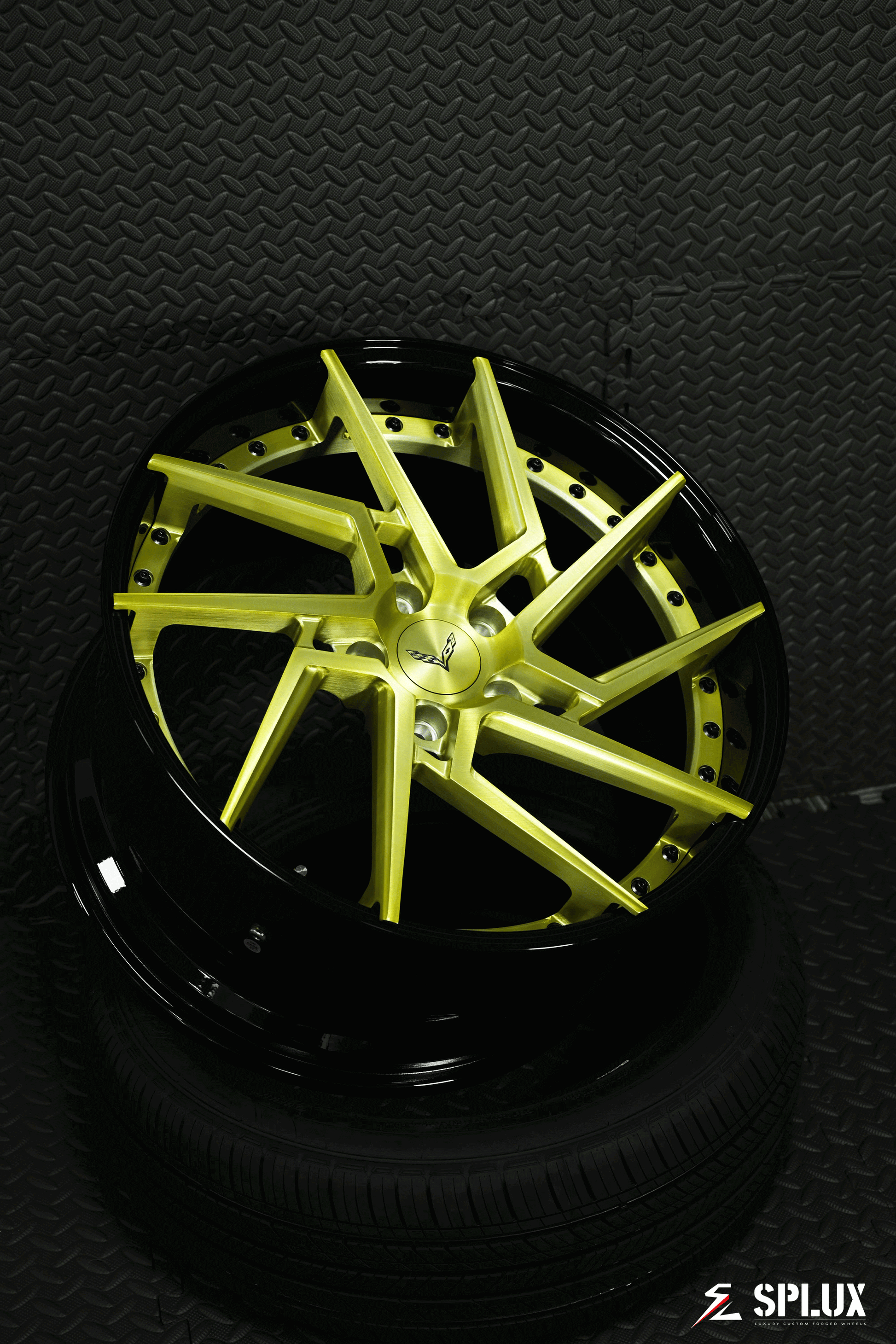 19 x 8.5 brushed gold wheels with floating spokes for 2020 Corvette C8 Z51, showcasing super concave and custom center caps.